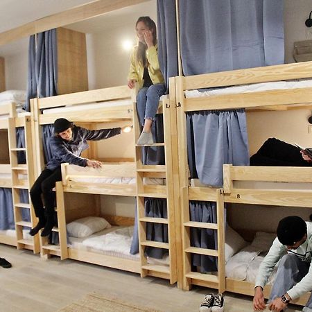 Garden - Utopy Hostel 比亚里茨 外观 照片