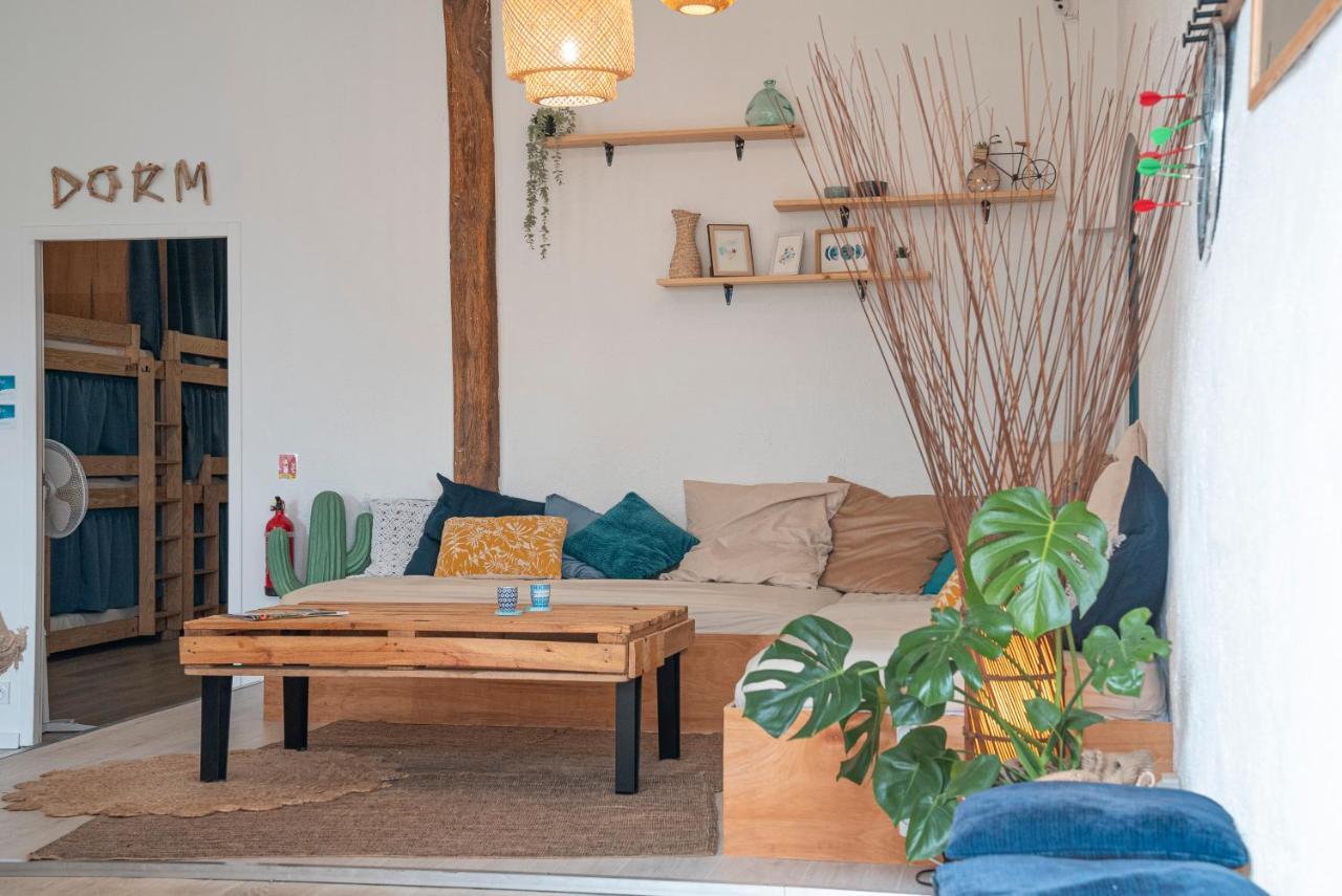 Garden - Utopy Hostel 比亚里茨 外观 照片